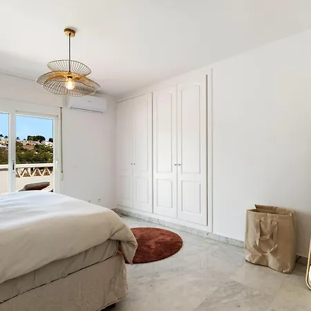 Apartment 4 Bedrooms With Sea View Shared Pool And Furnished Terrace At Nueva Andalucia 4 Km Away From The *