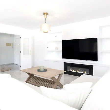 Apartment 4 Bedrooms With Sea View Shared Pool And Furnished Terrace At Nueva Andalucia 4 Km Away From The *