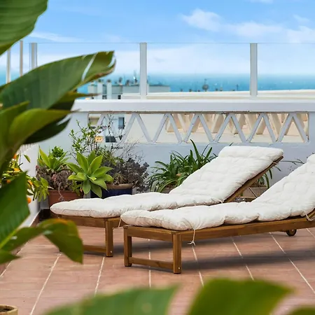 4 Bedrooms With Sea View Shared Pool And Furnished Terrace At Nueva Andalucia 4 Km Away From The Apartment *